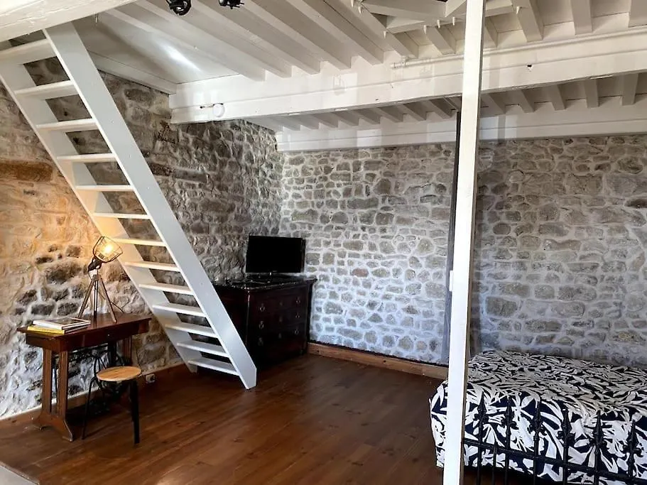 Le Nid Du Coq D'Or Location Appartement Domsure France